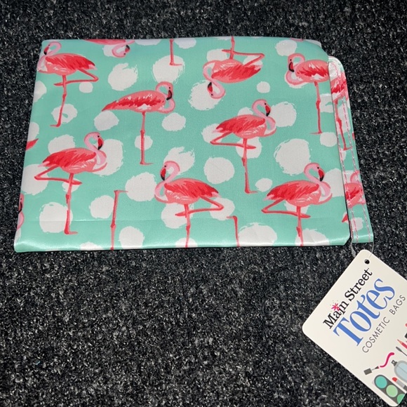 NWT Main Street Totes Cosmetic Bag- 3pack - Picture 8 of 8